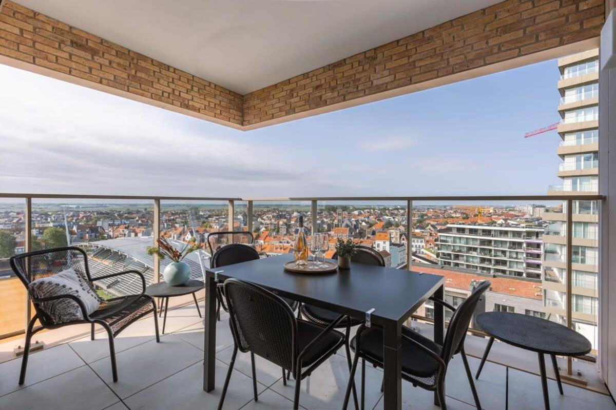 Huswell - Apartment With Beautiful Seaview In Oostende Eksteriør billede